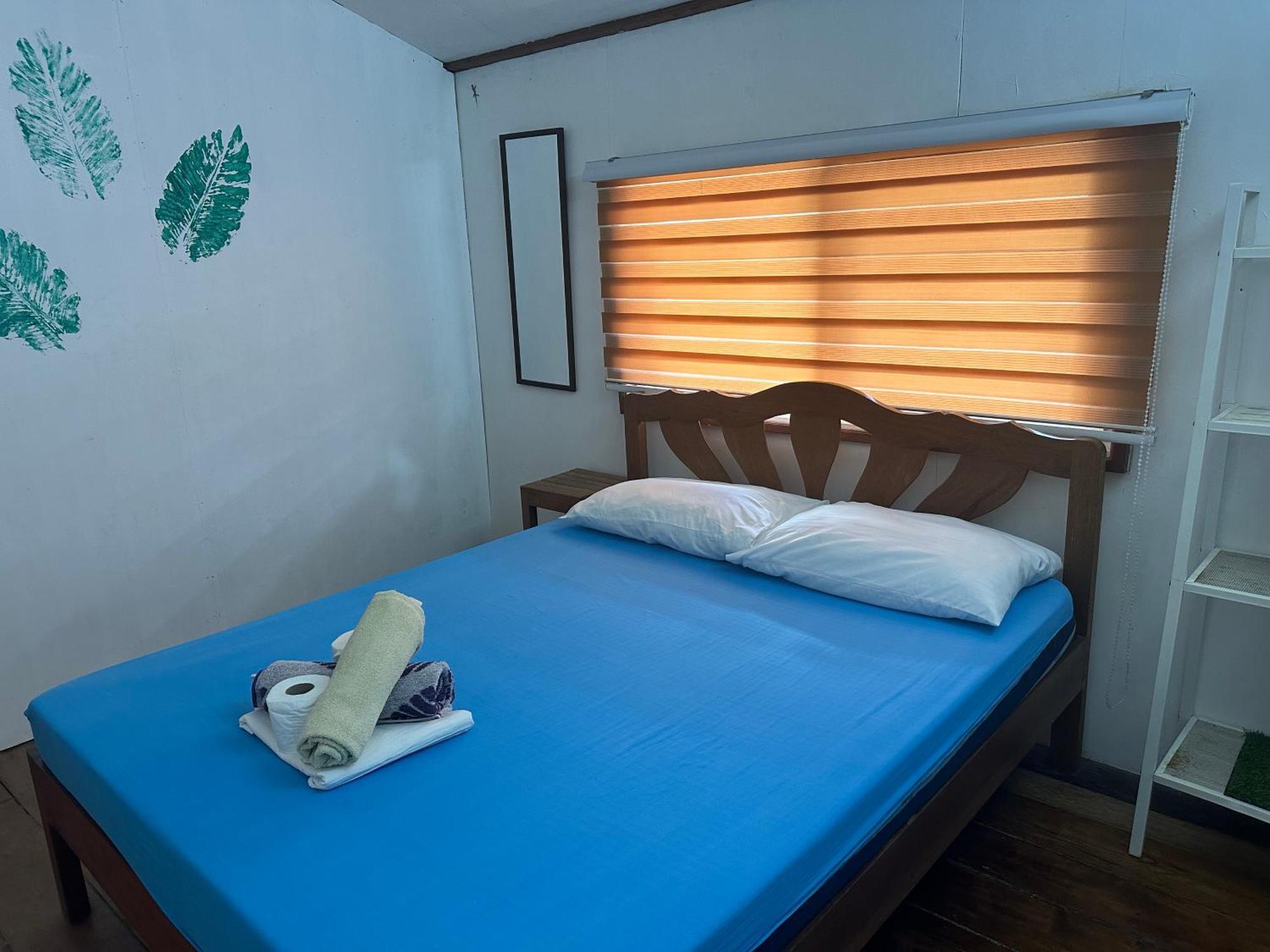 Ohlala Guesthouse Port Barton San Vicente  Extérieur photo