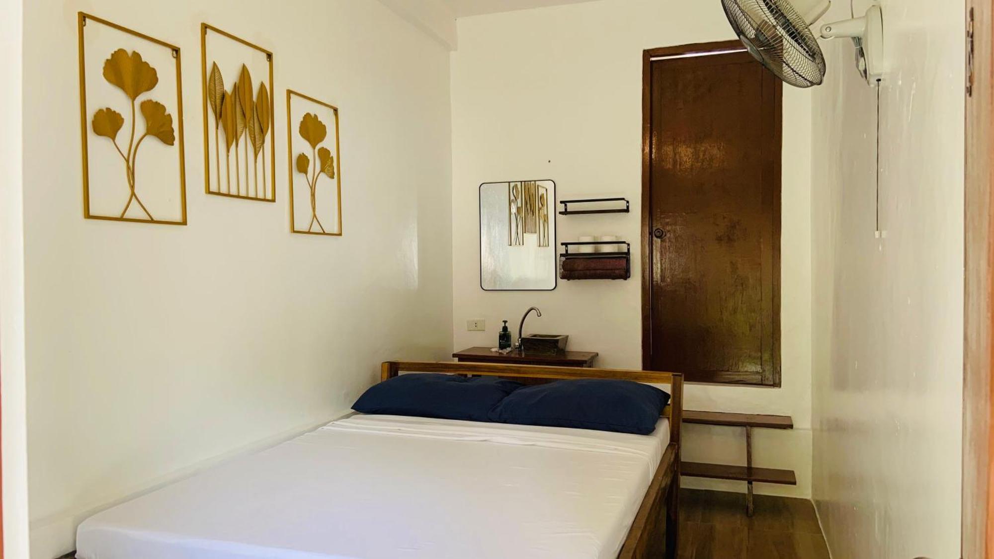 Ohlala Guesthouse Port Barton San Vicente  Extérieur photo