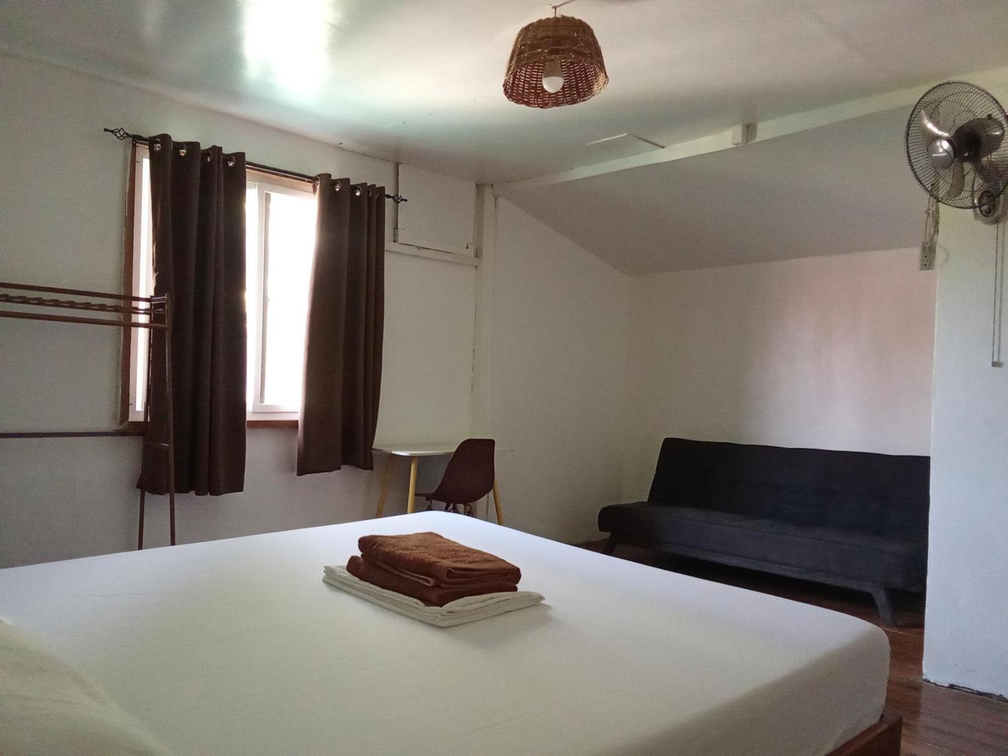 Ohlala Guesthouse Port Barton San Vicente  Chambre photo